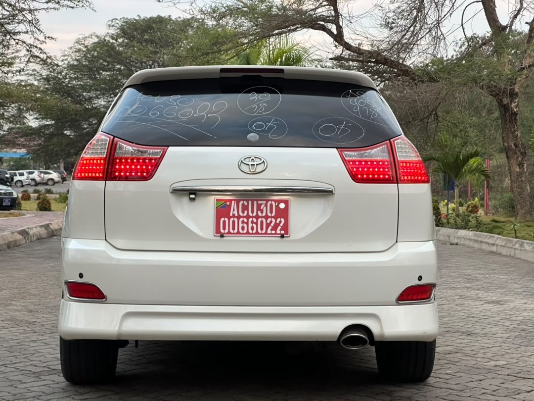 TOYOTA HARRIER thumbnail 9